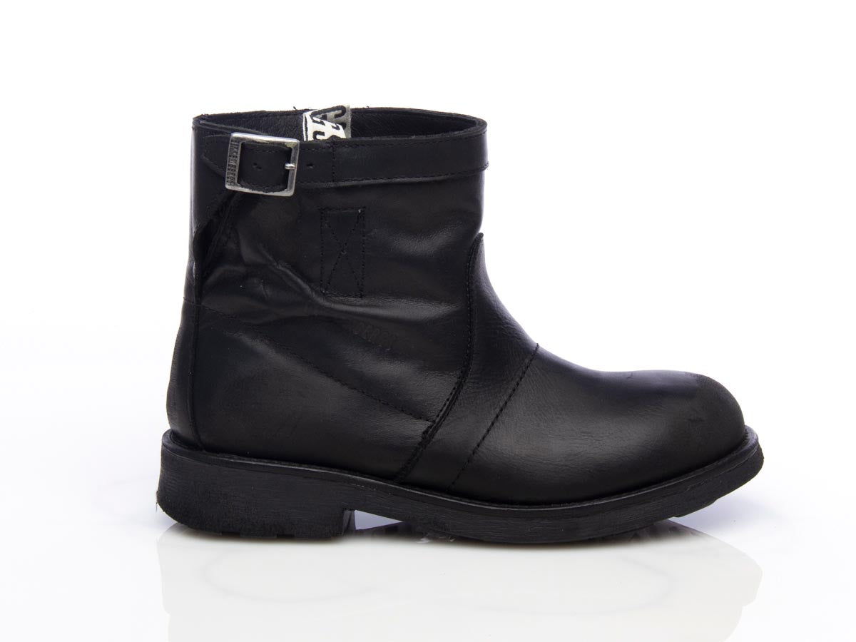 Stivaletto basso nero