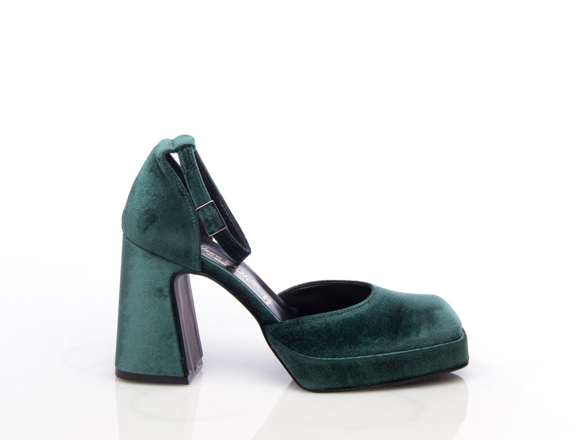 Scarpa con tacco velluto verde