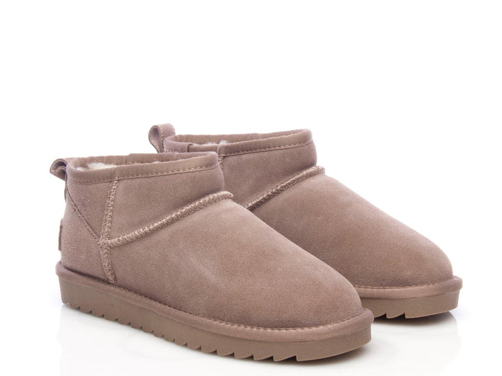 Stivale basso in pelle scamosciata taupe