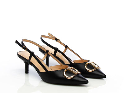 Décolleté slingback in pelle nera con oval T