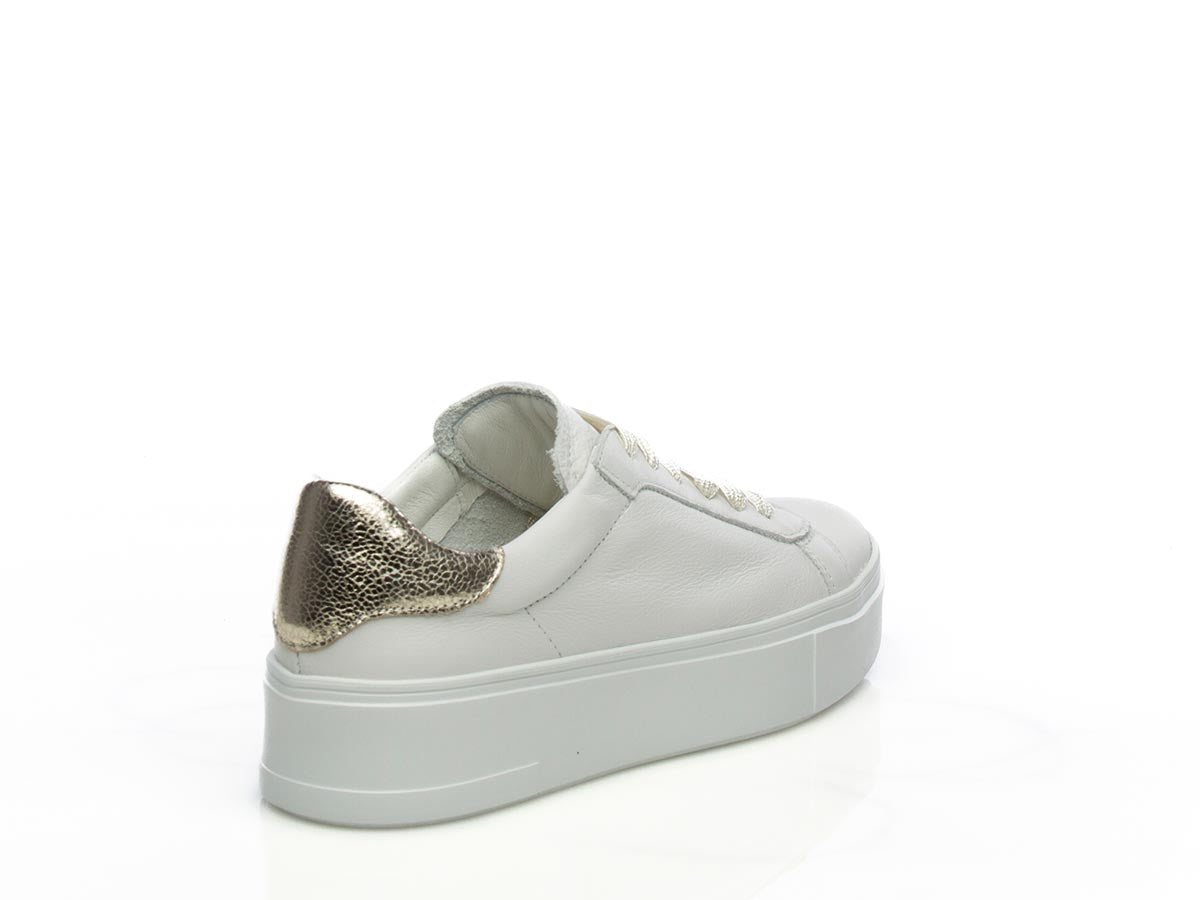 Sneaker in pelle bianca