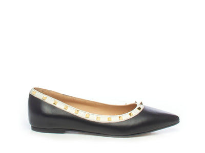 Ballerina con borchie in pelle nero panna